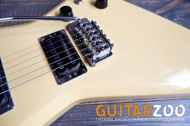 Электрогитара Aria Pro II ZZ Deluxe PW Explorer — фото 13
